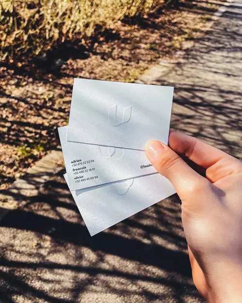 02_lunivers_carte-de-visite