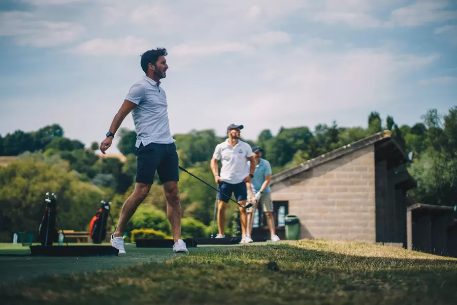 11_lunivers_equipe_golf3